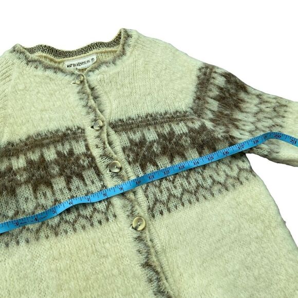 Vintage Icelandic Knitted in Great Britain 100% Pure Wool Cardigan in Size XL - Picture 10 of 12